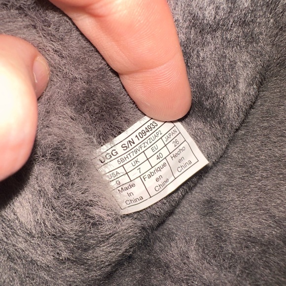 UGG Women's Gray Suede Boots - Picture 6 of 7